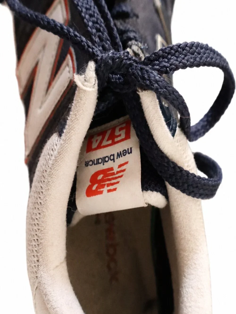 New Balance 574 Men’s Size 10.5 Navy Blue Gray Suede Mesh Sneakers
